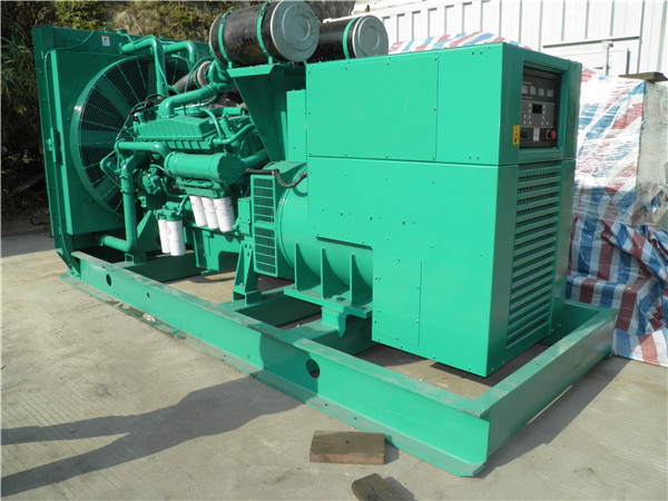平安出租发电机-进口柴油发电机组与国产柴油发电机组的区别