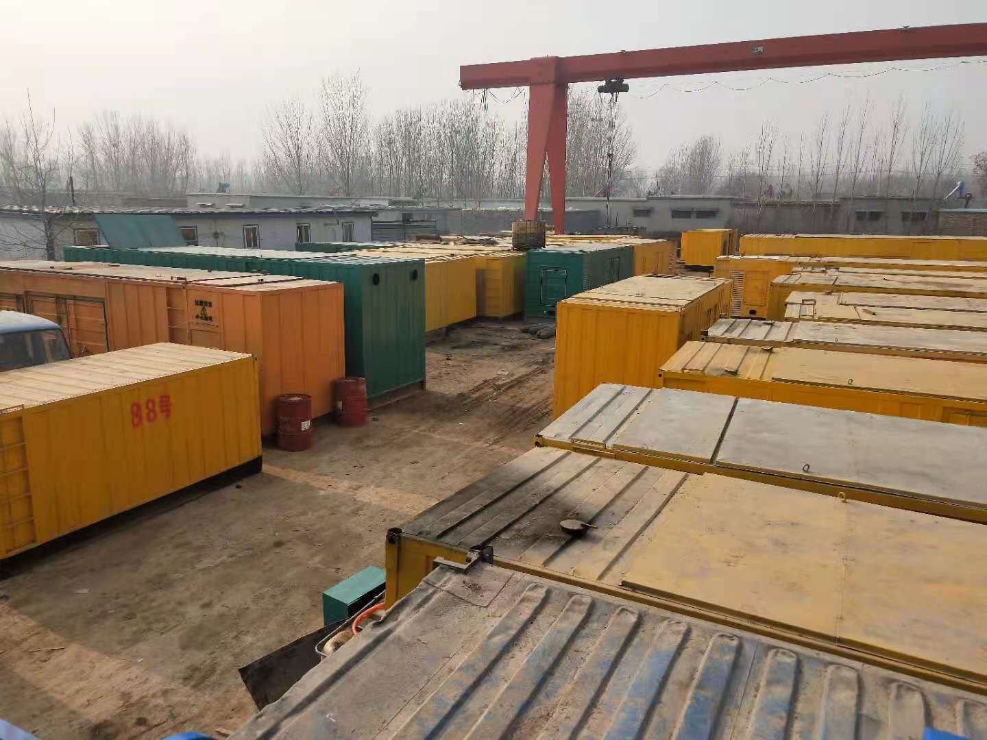 平安租赁发电机-灰尘、风沙对柴油发电机组造成哪些不良影响？