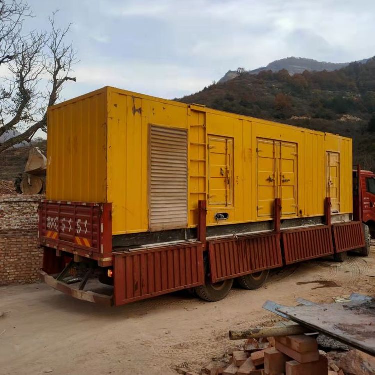 平安200kW 发电机组在带电阻性负载时，输出功率会受到哪些因素的影响？