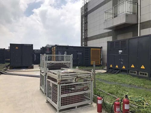 平安除了定期检查，还有哪些方法可以及时发现接触式转速表探头的磨损？