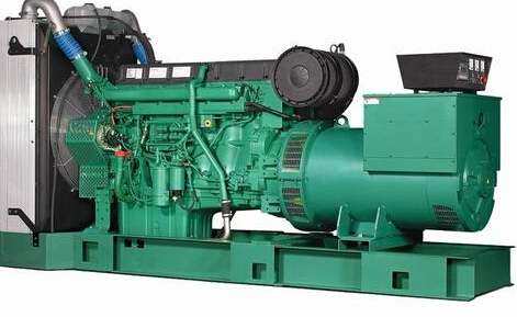 平安发电机除垢后需要用清水冲洗水冷式机油散热器几次？