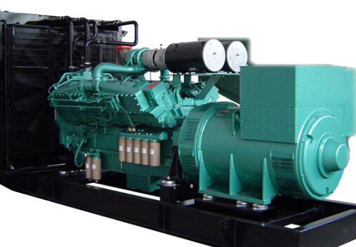 平安冬季柴油发电机组启动前应进行哪些预热操作？